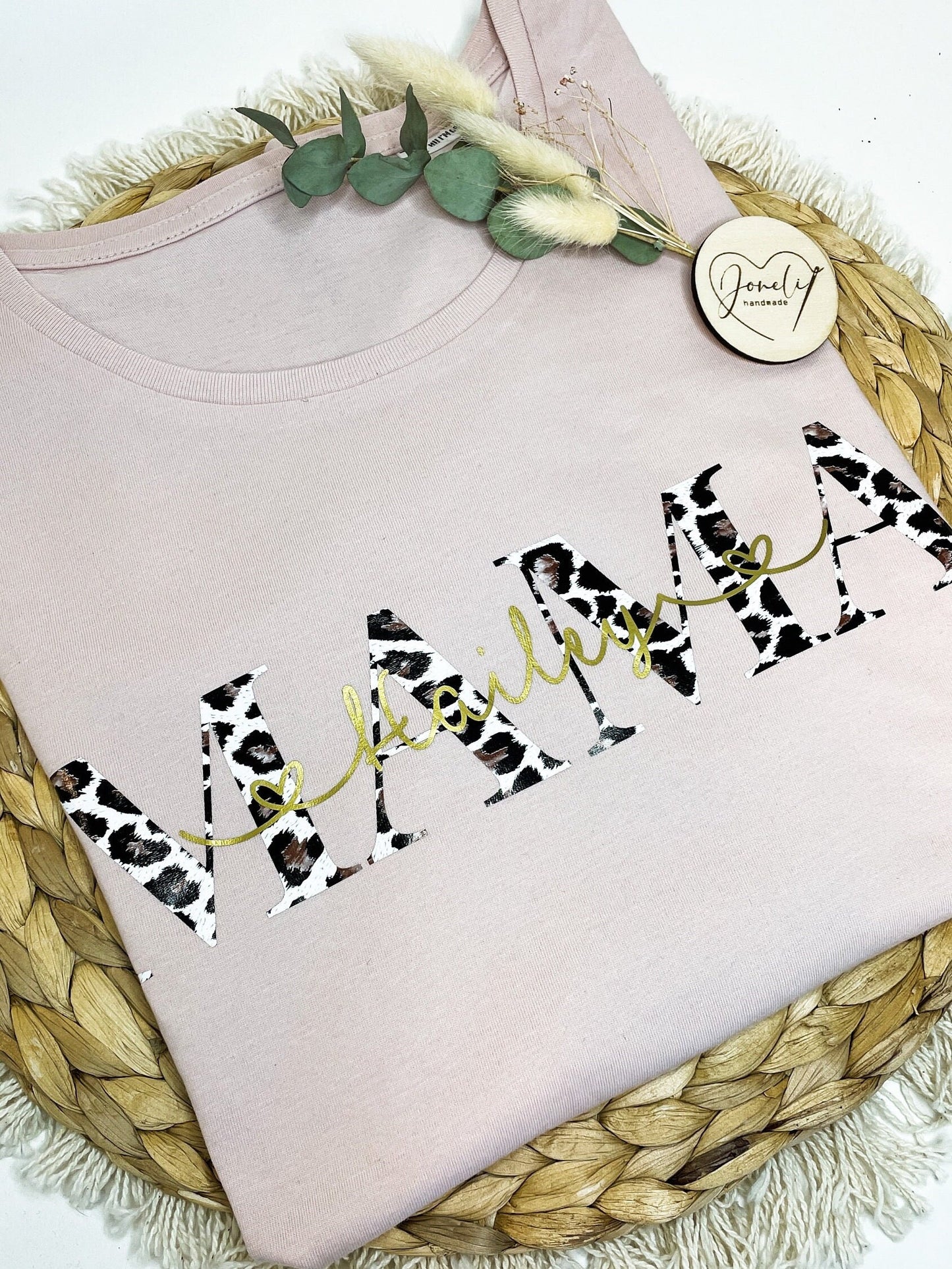 Mama T-Shirt / MAMA / personalisiert mit den Namen der Kinder / Leo muster