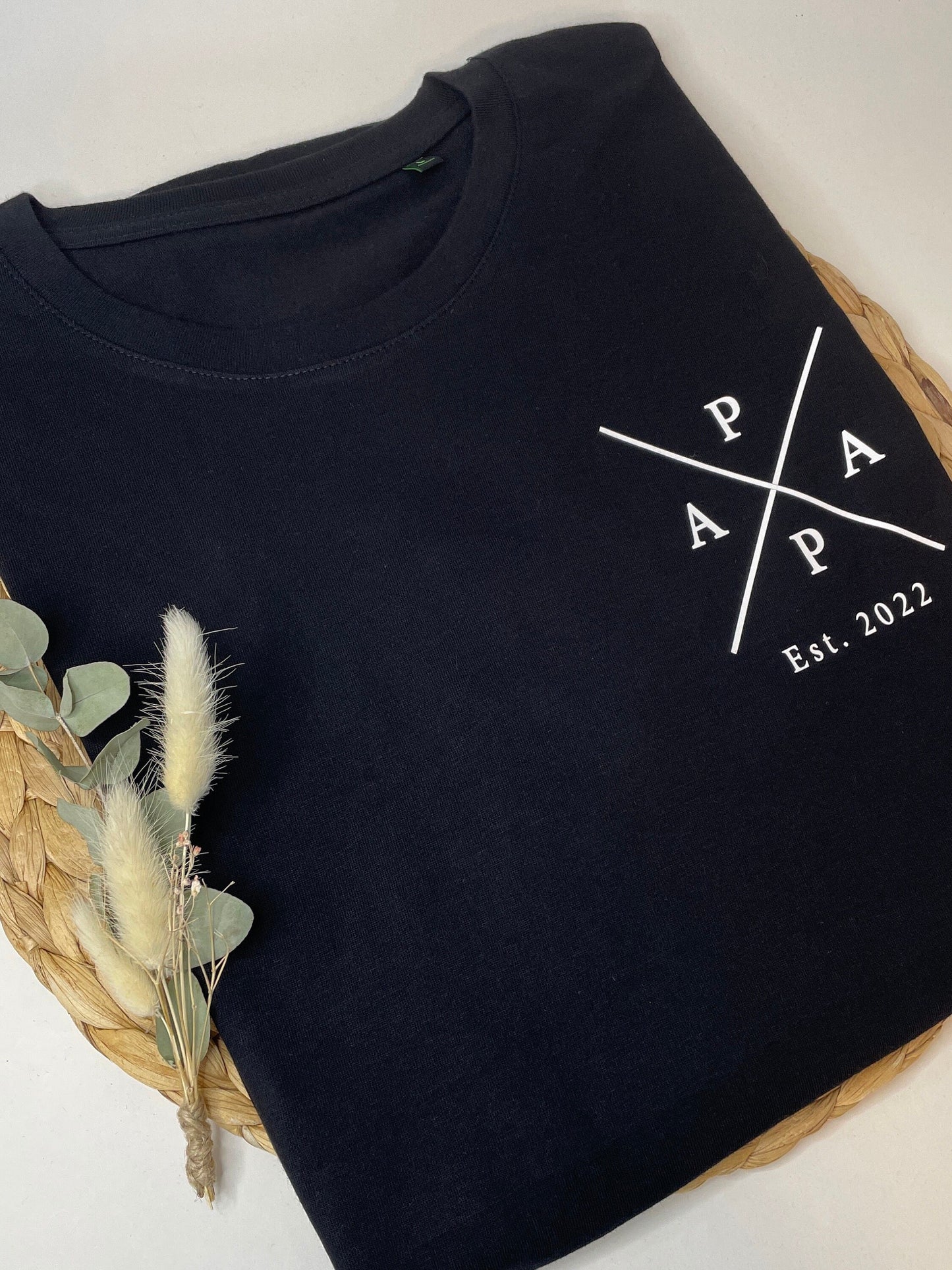 T-Shirt PAPA mit Monogramm / Kindernamen Geschenke für Papas zum Vatertag, Weihnachten oder Geburtstag