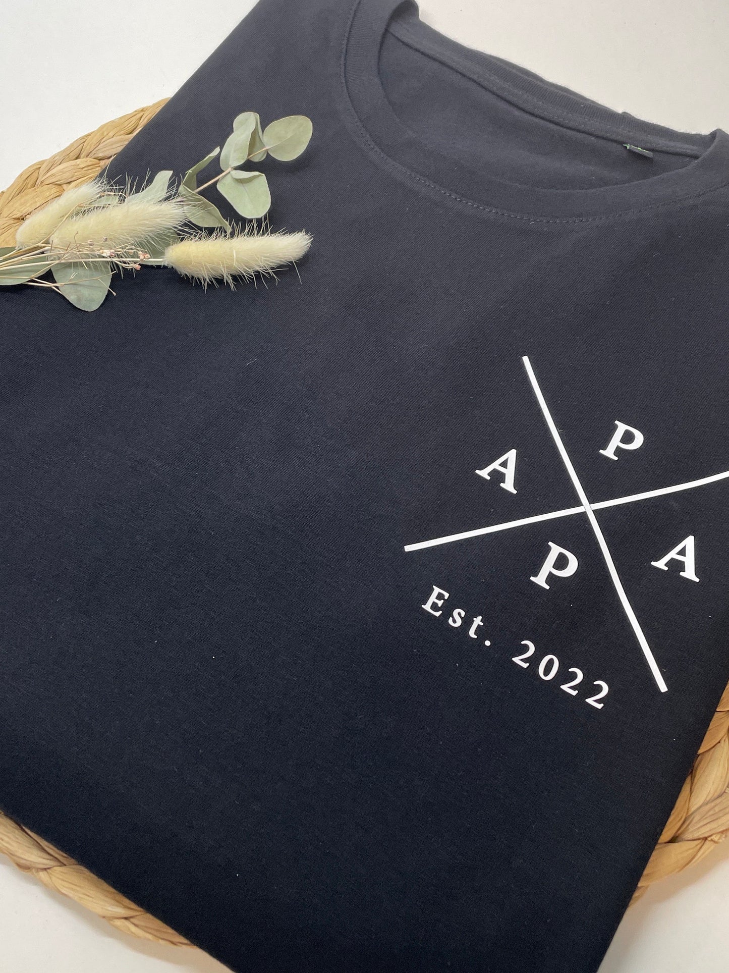 T-Shirt PAPA mit Monogramm / Kindernamen Geschenke für Papas zum Vatertag, Weihnachten oder Geburtstag