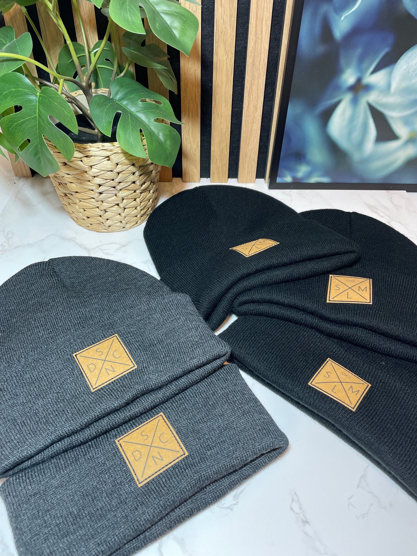 Familienset Monogramm Beanie/Wintermütze personalisiert mit den Anfangsbuchstaben