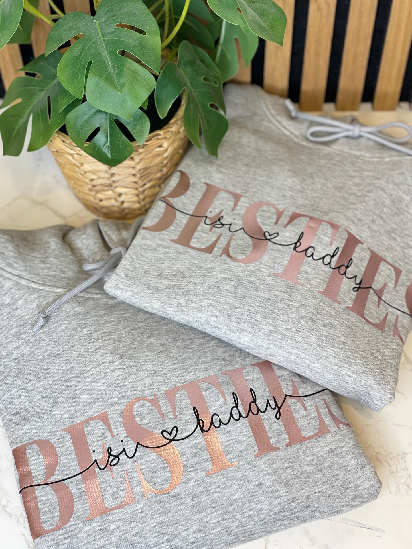Besties Hoodie- für dich und deine beste Freundin, personalisiert