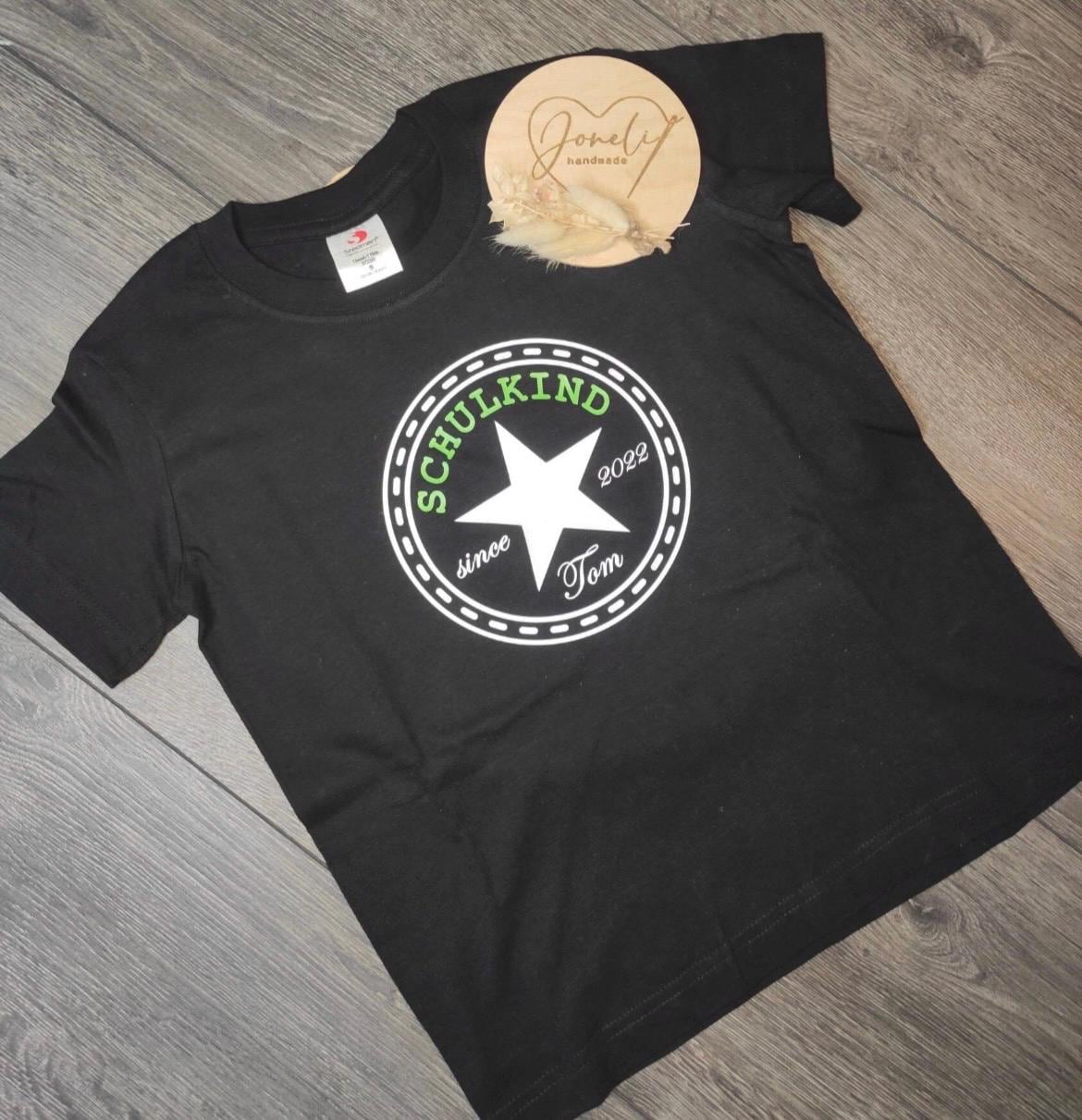 SCHULKIND T-Shirt für Erstklässler und Schulanfänger, Geschenk für Schulanfänger