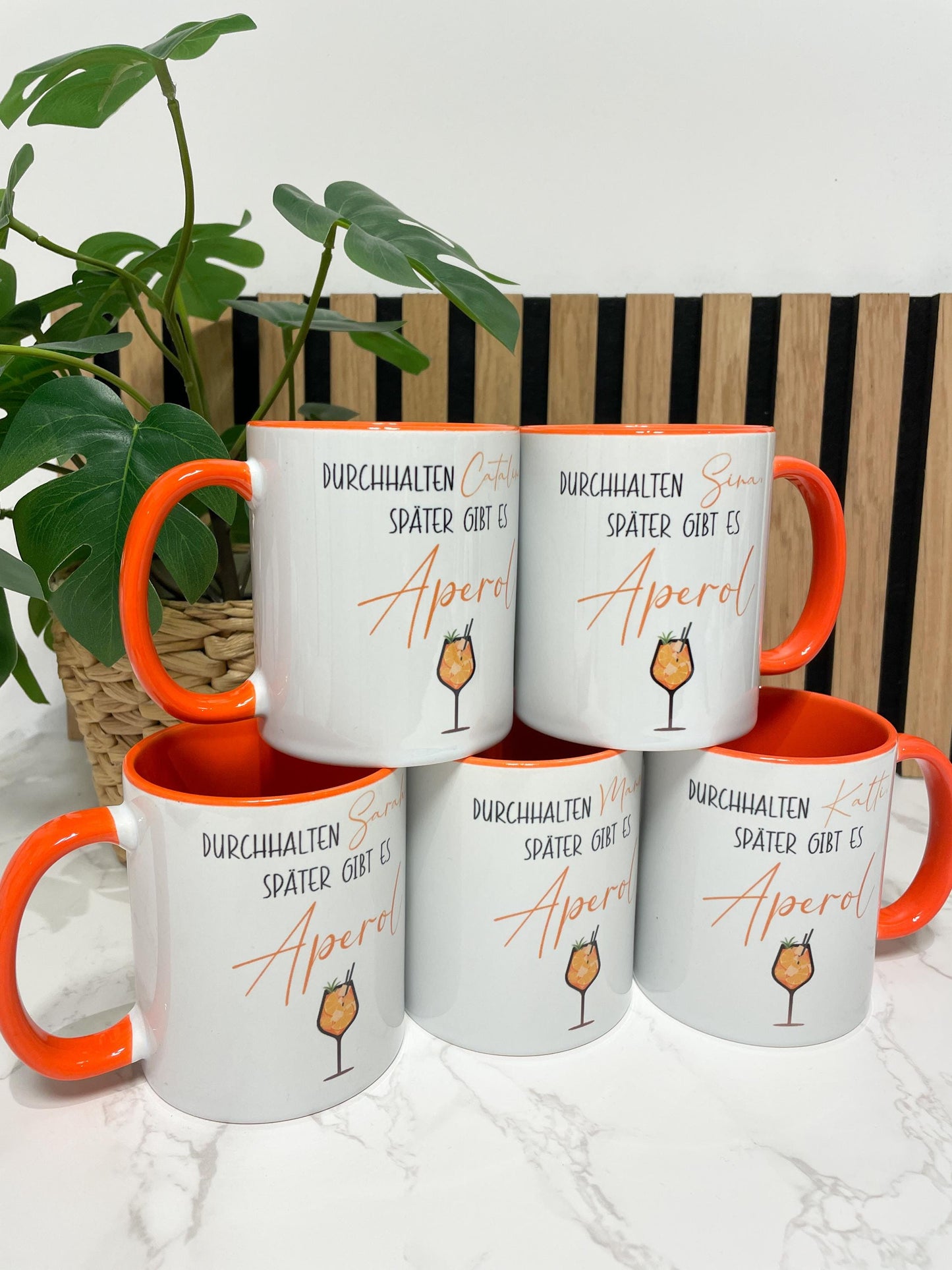 Personalisierte Aperol Spritz Tasse, Durchhalten, später gibt es Aperol - Keramiktasse