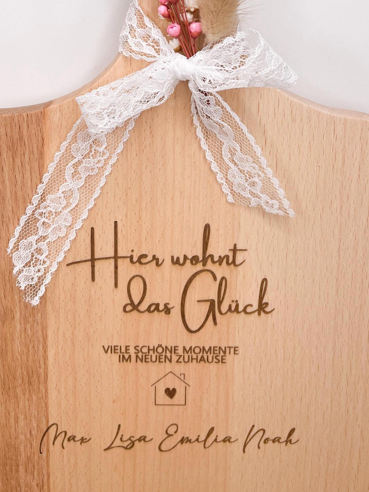 Geschenk zum Umzug ode Einzug , Hausbau , Bauherr / Schneidebrett, servierbrett aus Holz personalisiert
