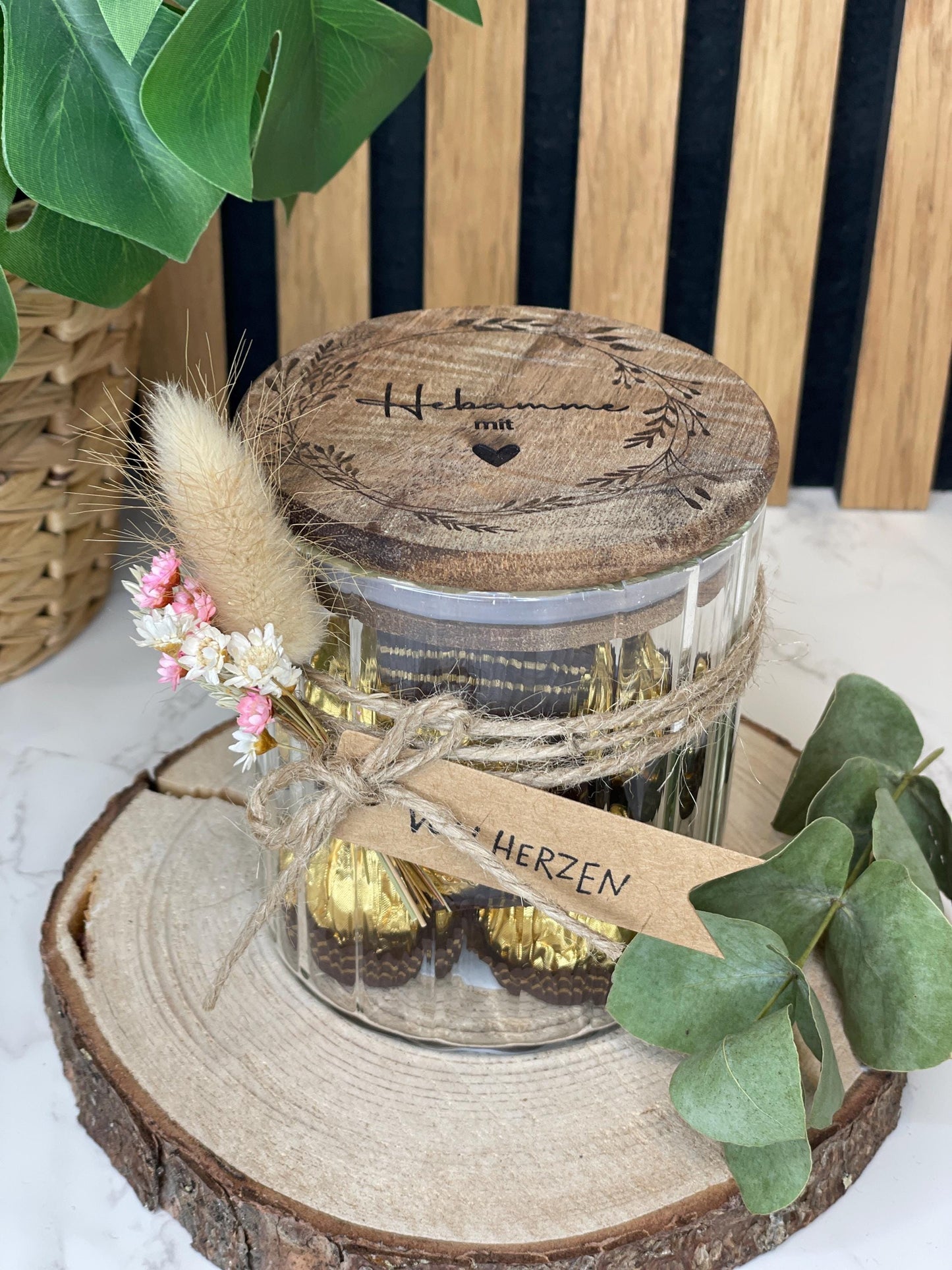 Hebamme mit Herz, Blumenranke, Dankeschön an deine Hebamme, Aufbewahrungsglas mit personalisiertem Deckel