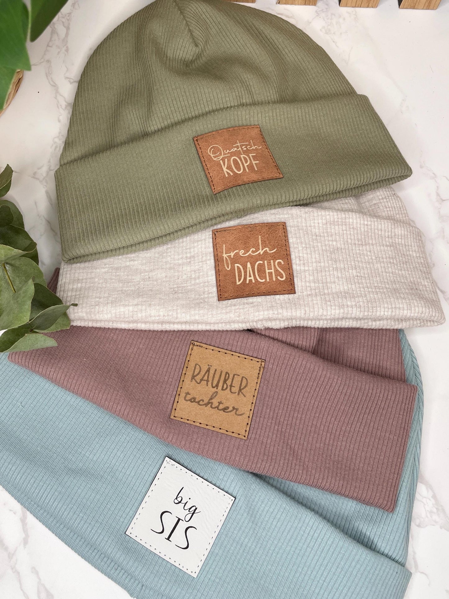 Statement Beanie / Kinder Mütze Set/ Dreieckstuch/ mit Liebe genähte und personalisierte Hipster Beanie für Kinder und Erwachsene