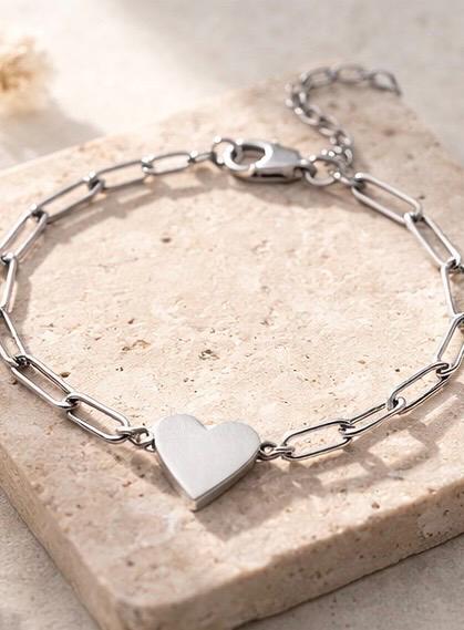 Personalisiertes Herz Armband Gold – Gravur Armband mit Namen – Valentinstag Geschenk – Muttertag Geschenk – Paperclip Armband Damen