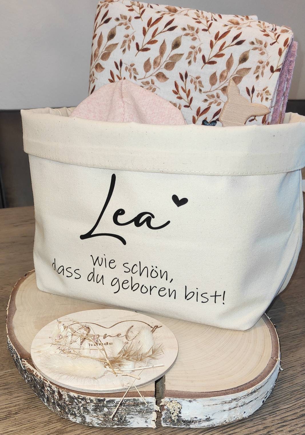Personalisierte Aufbewahrungskörbe für den Wickeltisch oder das Kinderzimmer mit Wunschaufdruck