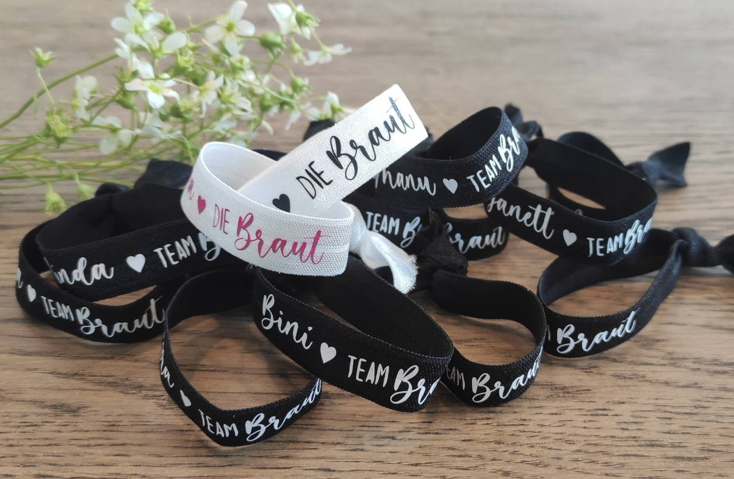 Elastisches Armband für Euren Junggesellenabschied mit individuellem Aufdruck - Mengenrabatt