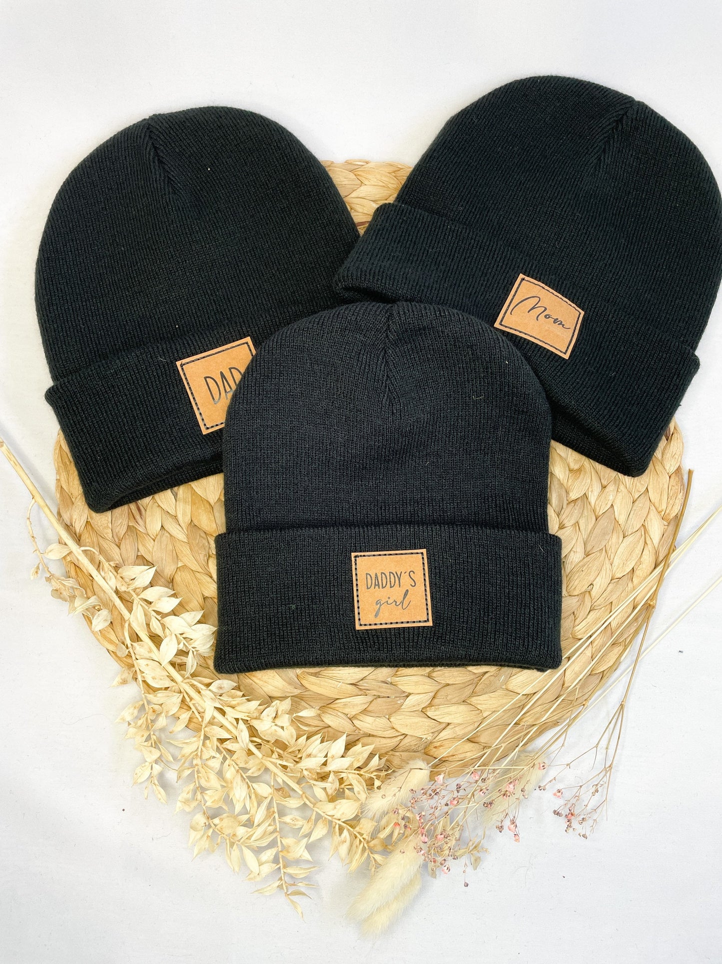 Familienset Beanie/Wintermütze SCHWARZ mit Personalisierung oder Wunschaufdruck