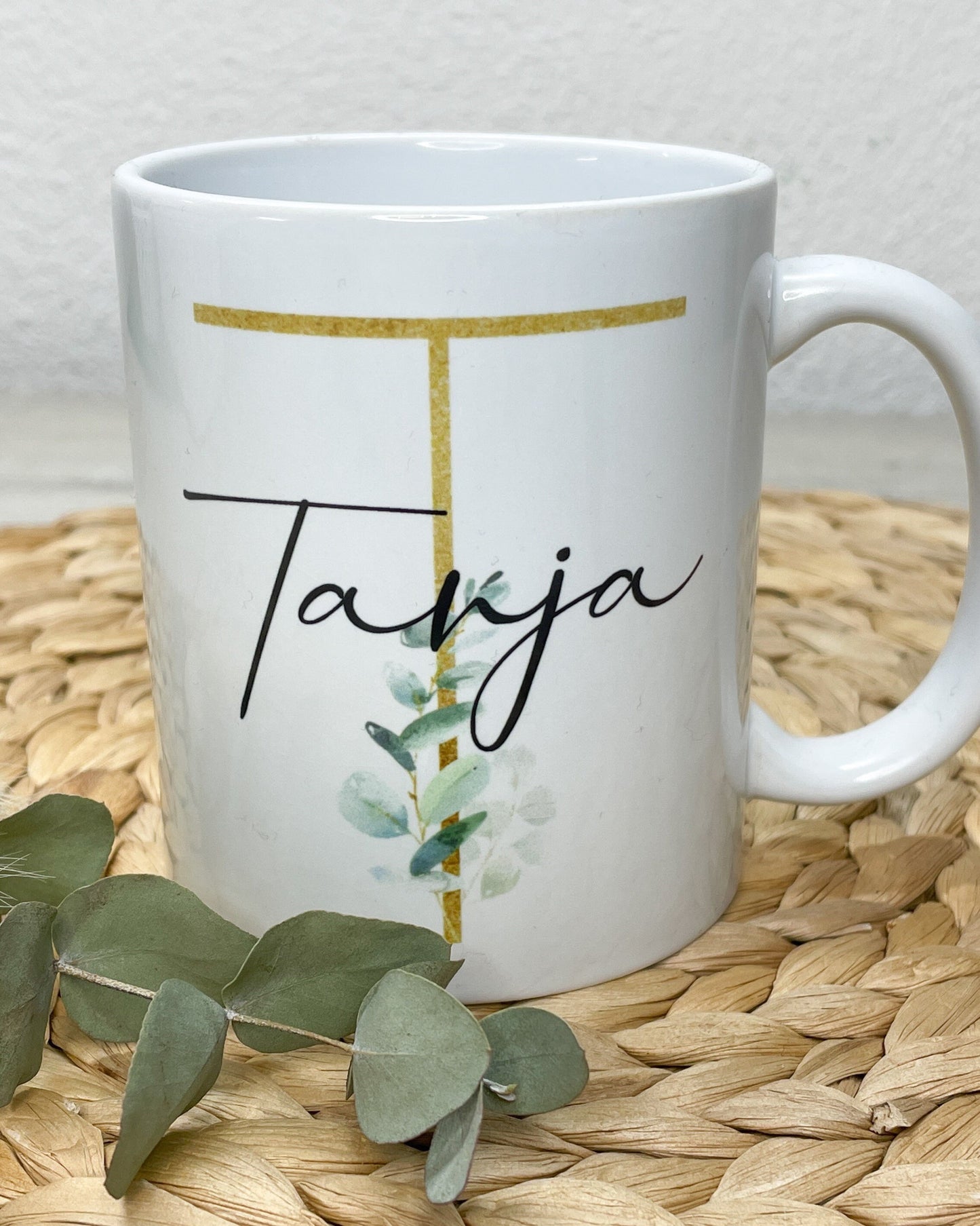 Personalisierte Keramiktasse, Namen, Anfangsbuchstabe mit Eukalyptus