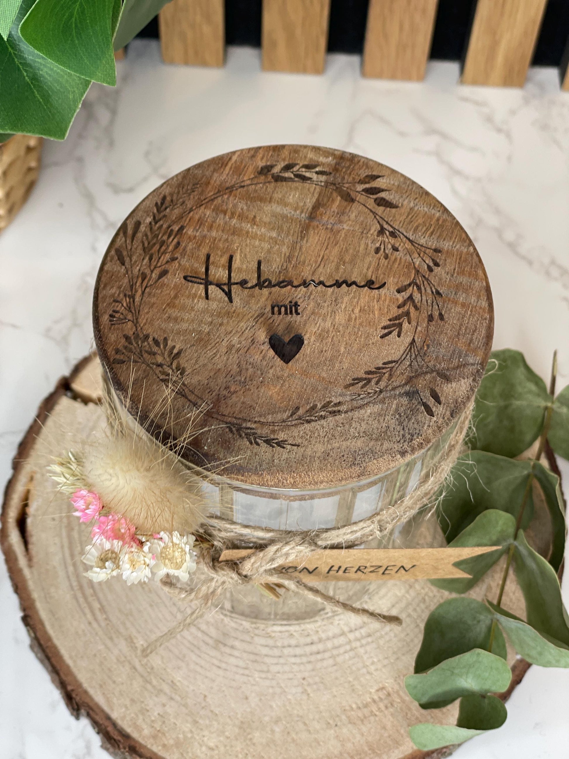 Hebamme mit Herz, Blumenranke, Dankeschön an deine Hebamme, Aufbewahrungsglas mit personalisiertem Deckel
