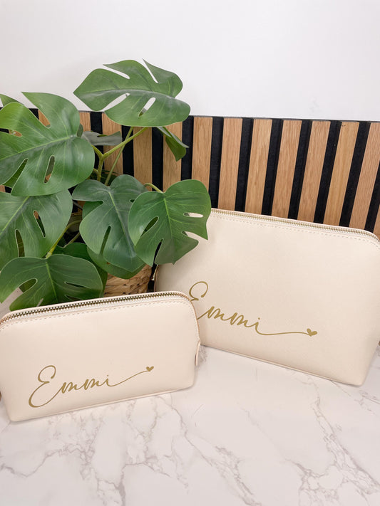 Personalisierte Kosmetiktasche / schminktasche aus hochwertigem Kunstleder