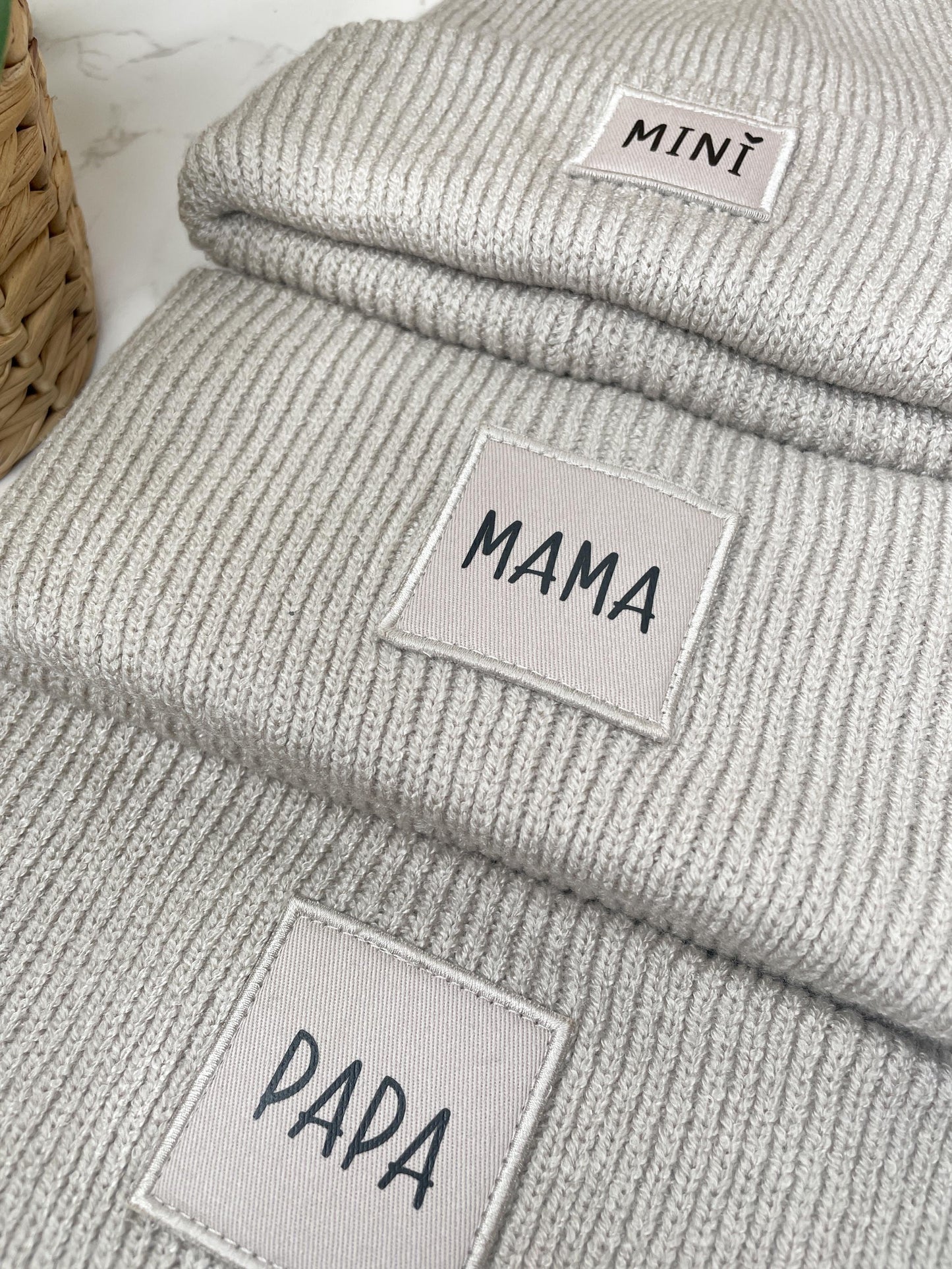 Familienset Winterbeanies Mama Papa Mini oder individuellen Aufdruck