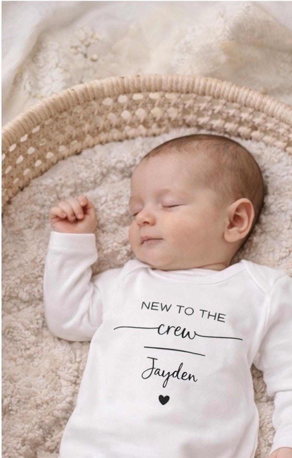 Babygeschenk Babybody langarm „new to the Crew“ personalisiert mit dem Namen des Kindes