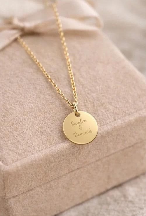 Halskette mit deiner Wunschgravur für deine Tochter, Mama, Frau oder Freundin