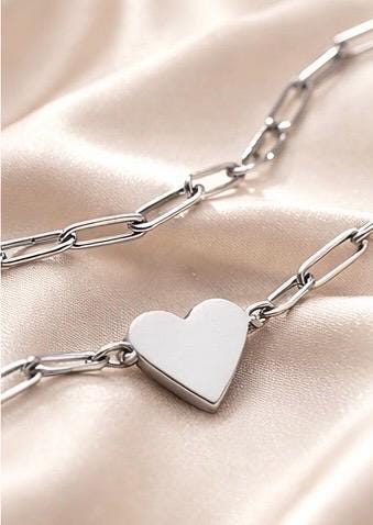 Personalisiertes Herz Armband Gold – Gravur Armband mit Namen – Valentinstag Geschenk – Muttertag Geschenk – Paperclip Armband Damen