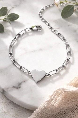 Personalisiertes Herz Armband Gold – Gravur Armband mit Namen – Valentinstag Geschenk – Muttertag Geschenk – Paperclip Armband Damen