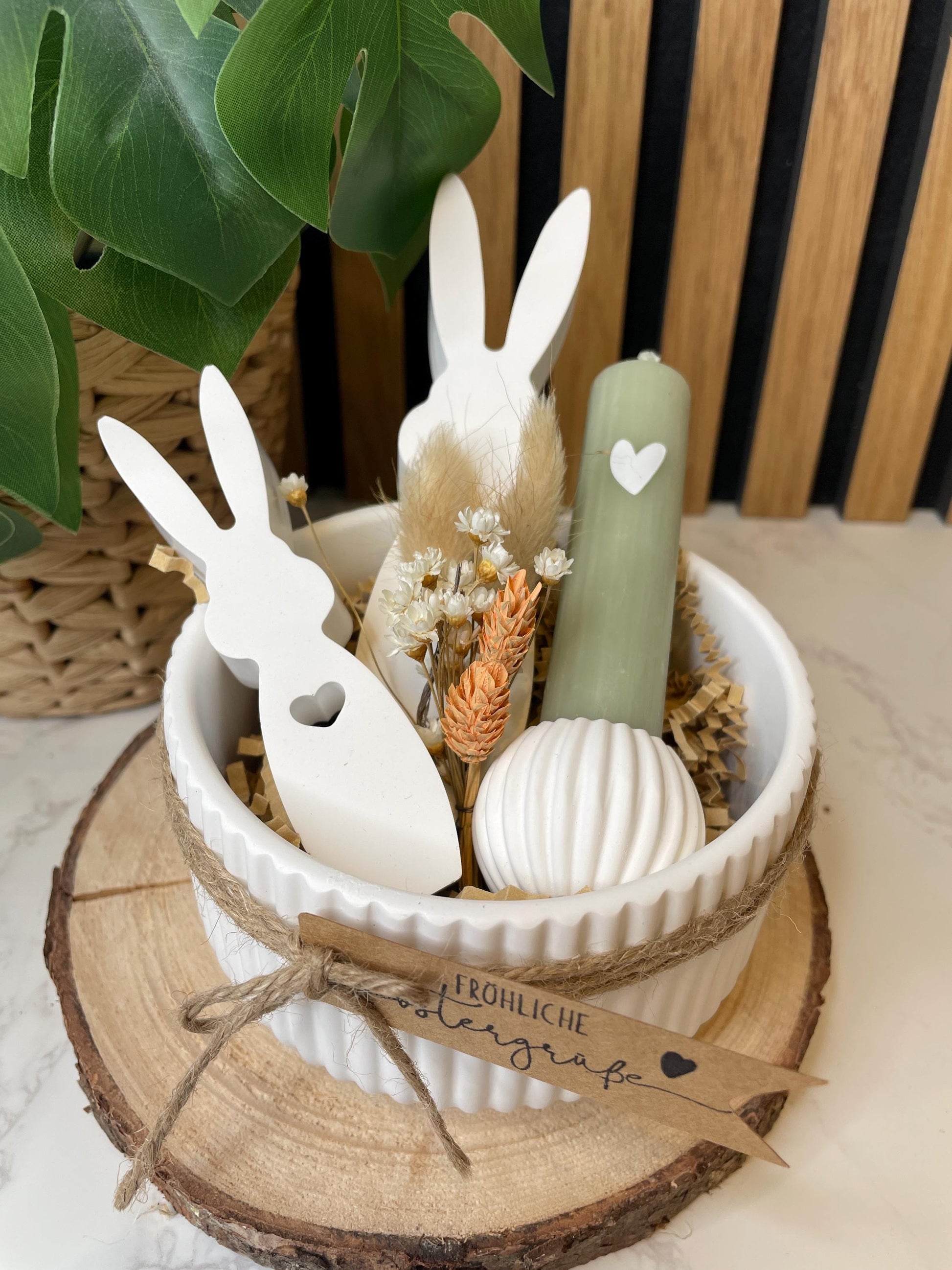 Osterschale aus Raysin – Gefüllt mit 2 Osterhäschen & Kerzenhalter mit Herzkerze | Handgemachte Osterdeko / Ostergeschenk / Osterdeko