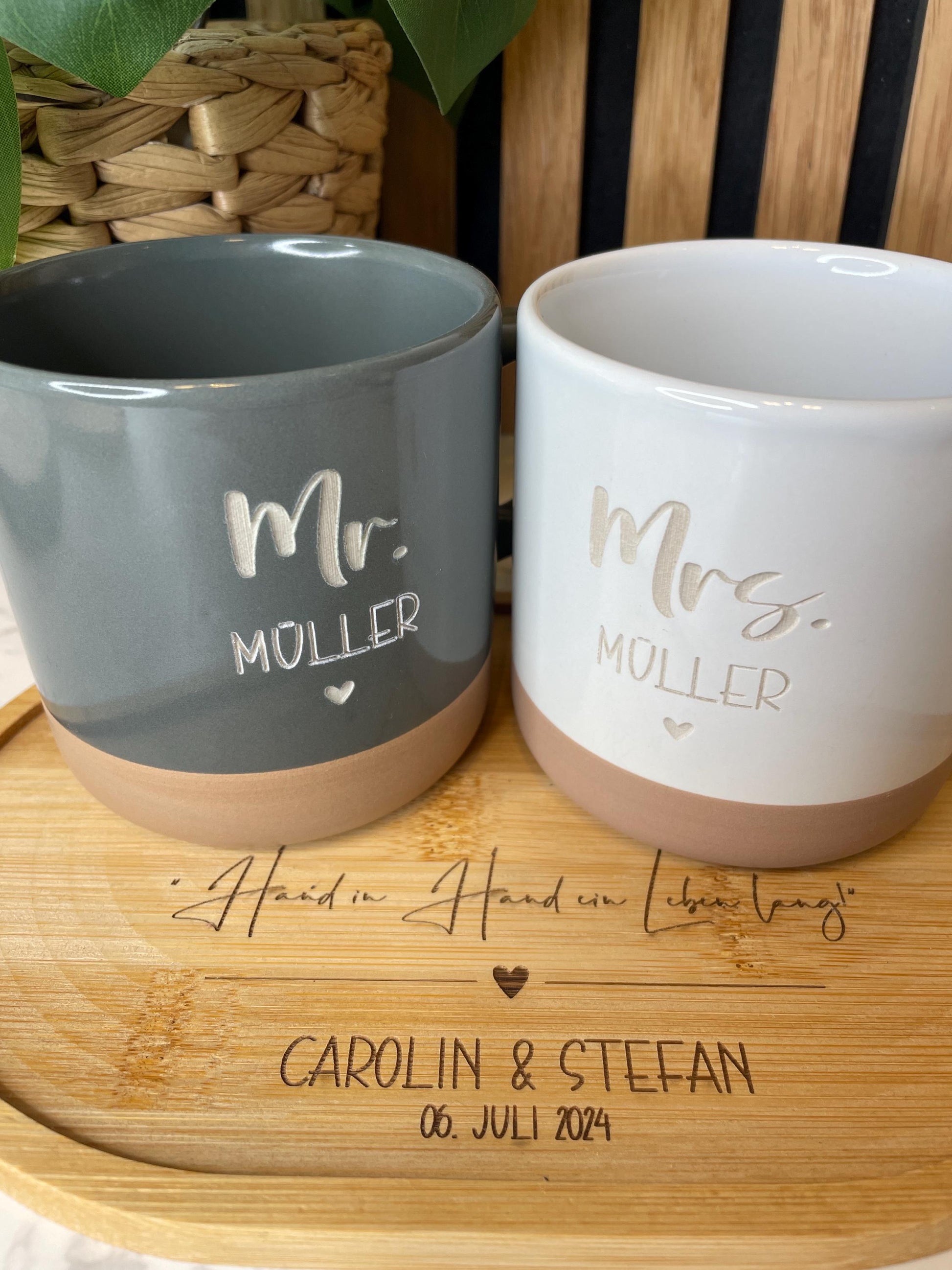 Hochzeitsgeschenk Tassen Set Mr und Mrs mit schöner personalisierter Gravur
