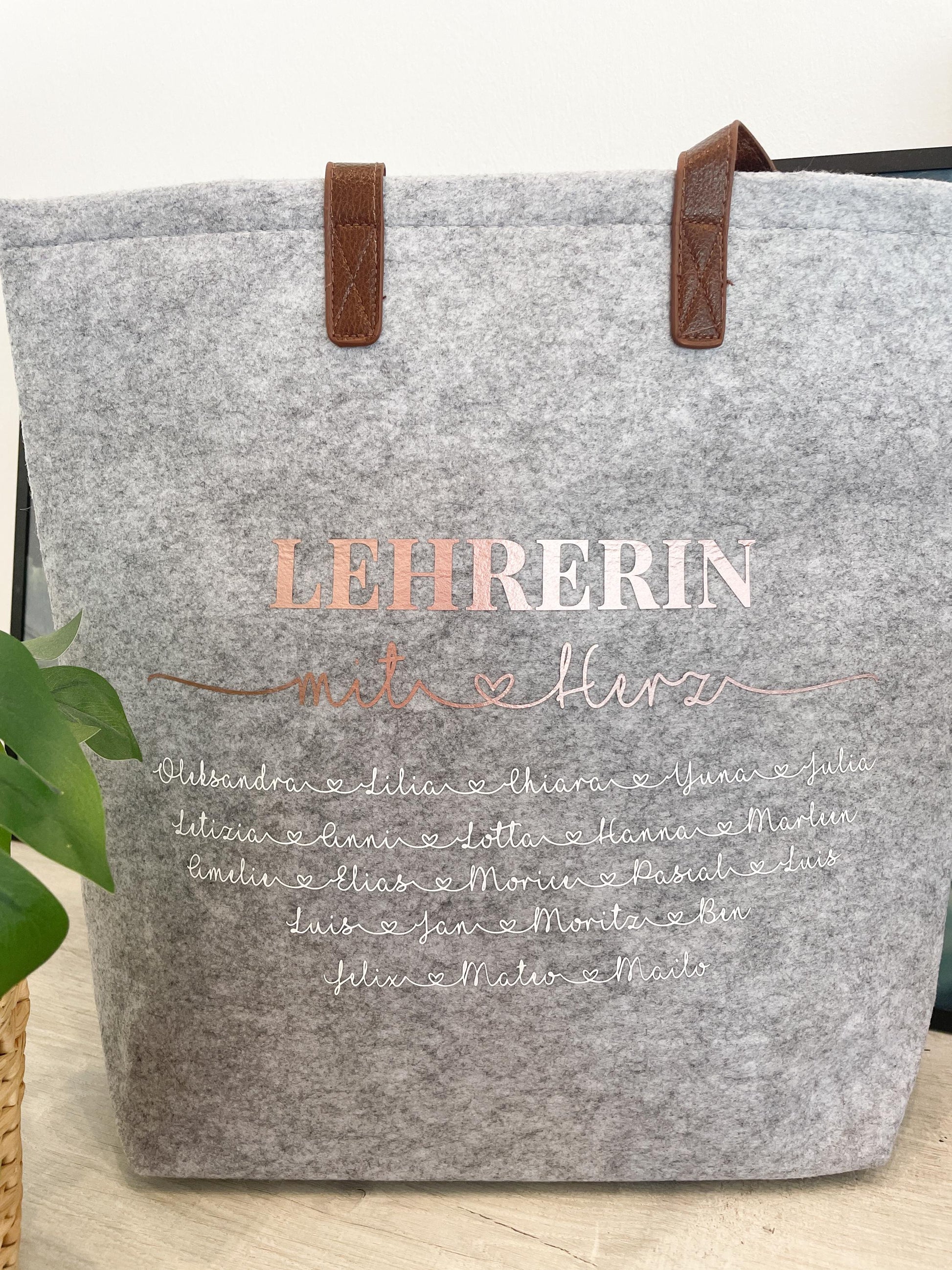 Lehrerin mit Herz untersch. Abschiedsgeschenk, Dankeschön / mit den Namen der Kinder