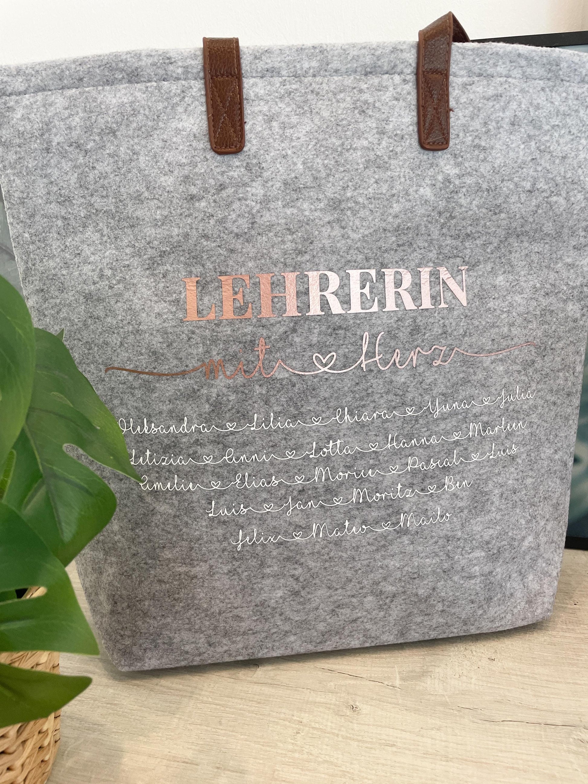 Lehrerin mit Herz untersch. Abschiedsgeschenk, Dankeschön / mit den Namen der Kinder