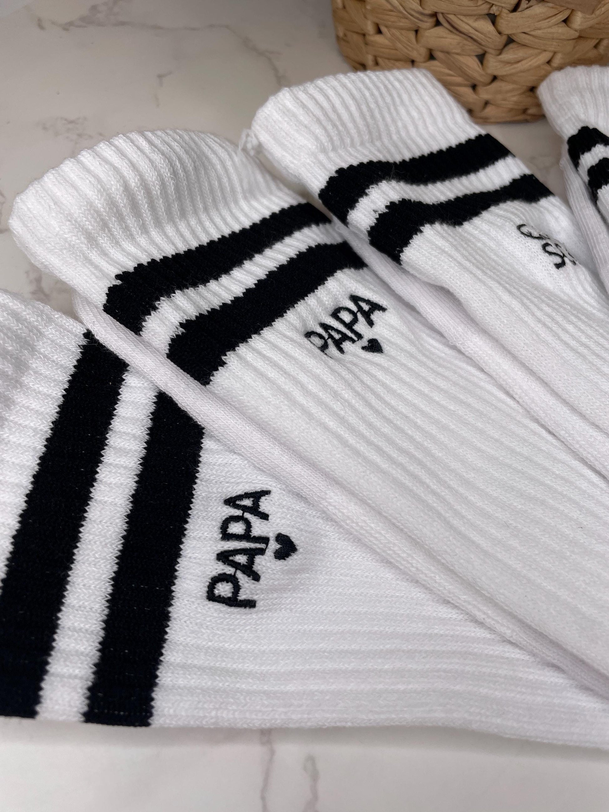 Personalisierte Socken für den Papa / Geschenk zum Vatertag oder Geburtstag