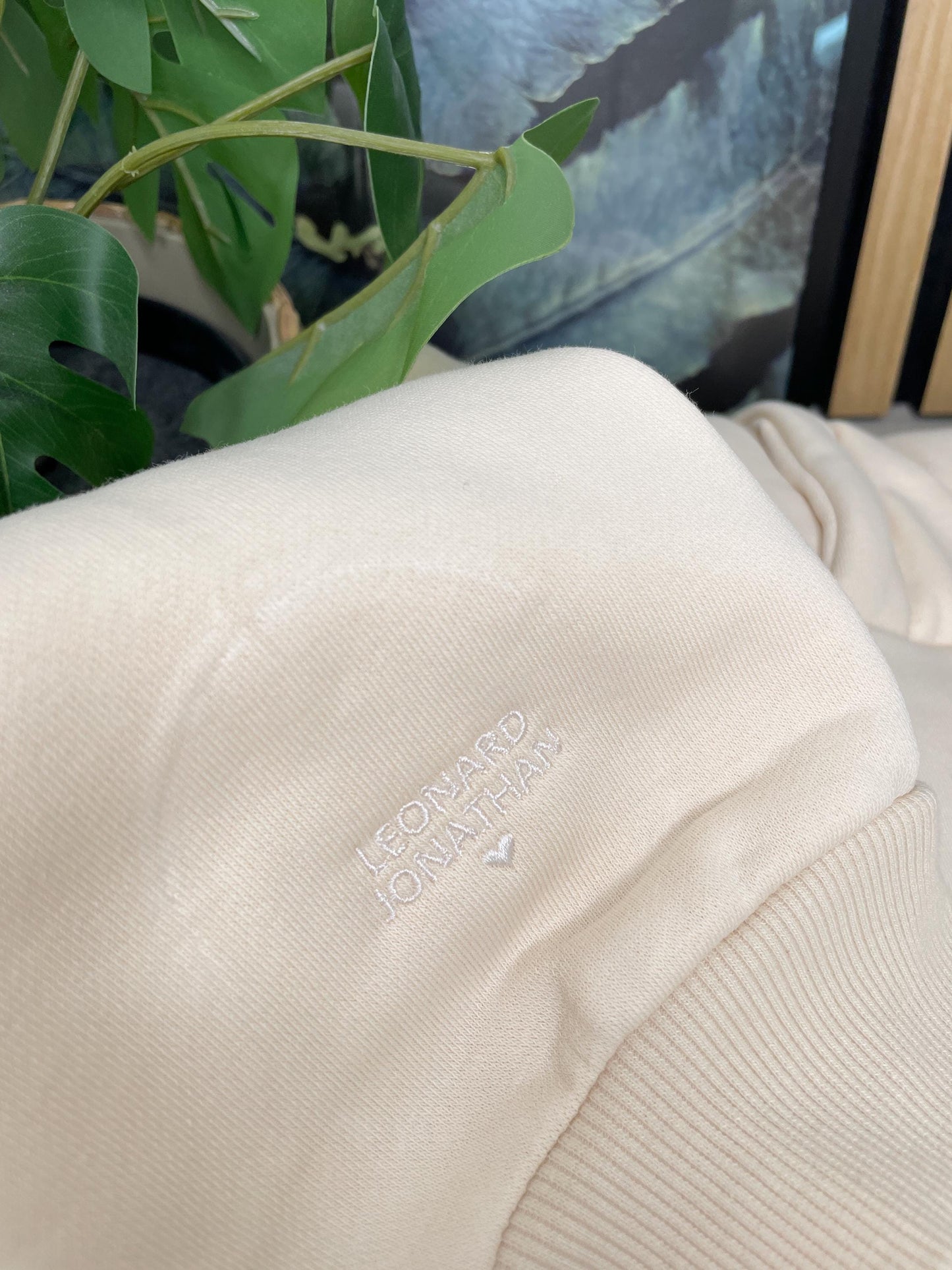 Personalisierter OMA oder OPA Hoodie – bestickt mit Enkelnamen & Geburtsjahr | Kuscheliger Familienhoodie