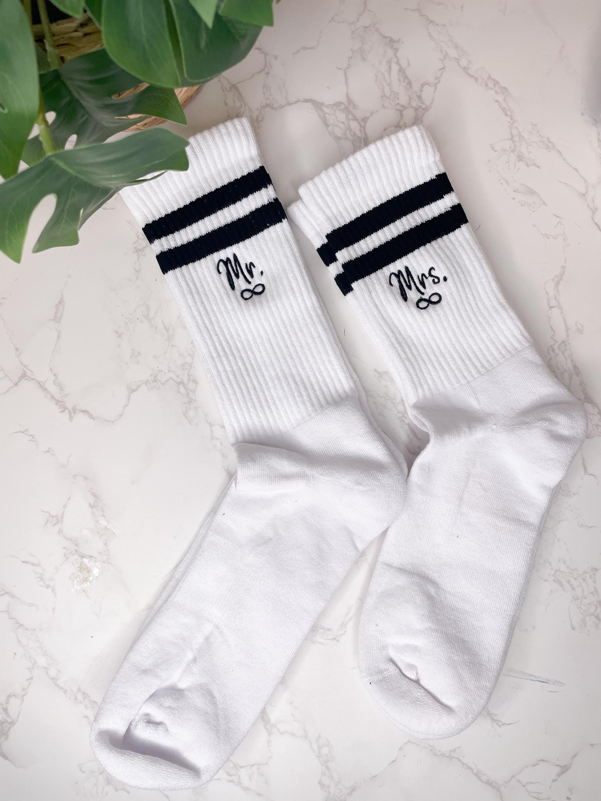 Personalisierte Hochzeitssocken – Mr. & Mrs. mit Wunschname