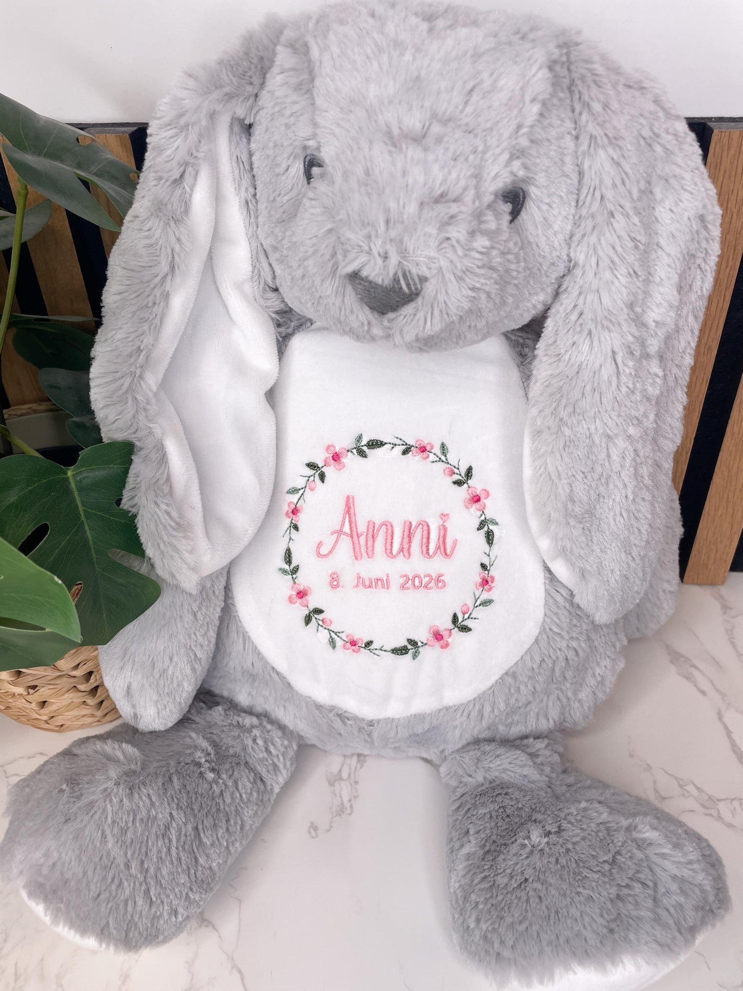 Personalisierter Kuschelhase mit Namen – Das perfekte Geburts- oder Taufgeschenk
