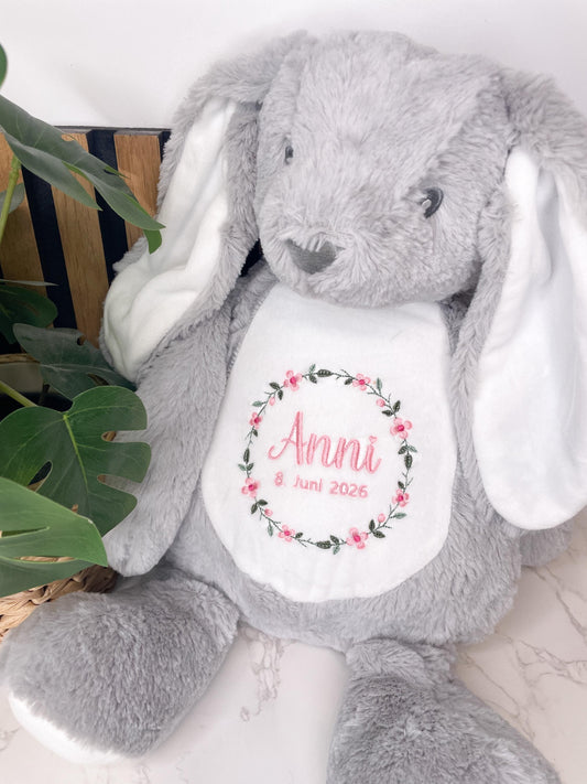 Personalisierter Kuschelhase mit Namen – Das perfekte Geburts- oder Taufgeschenk
