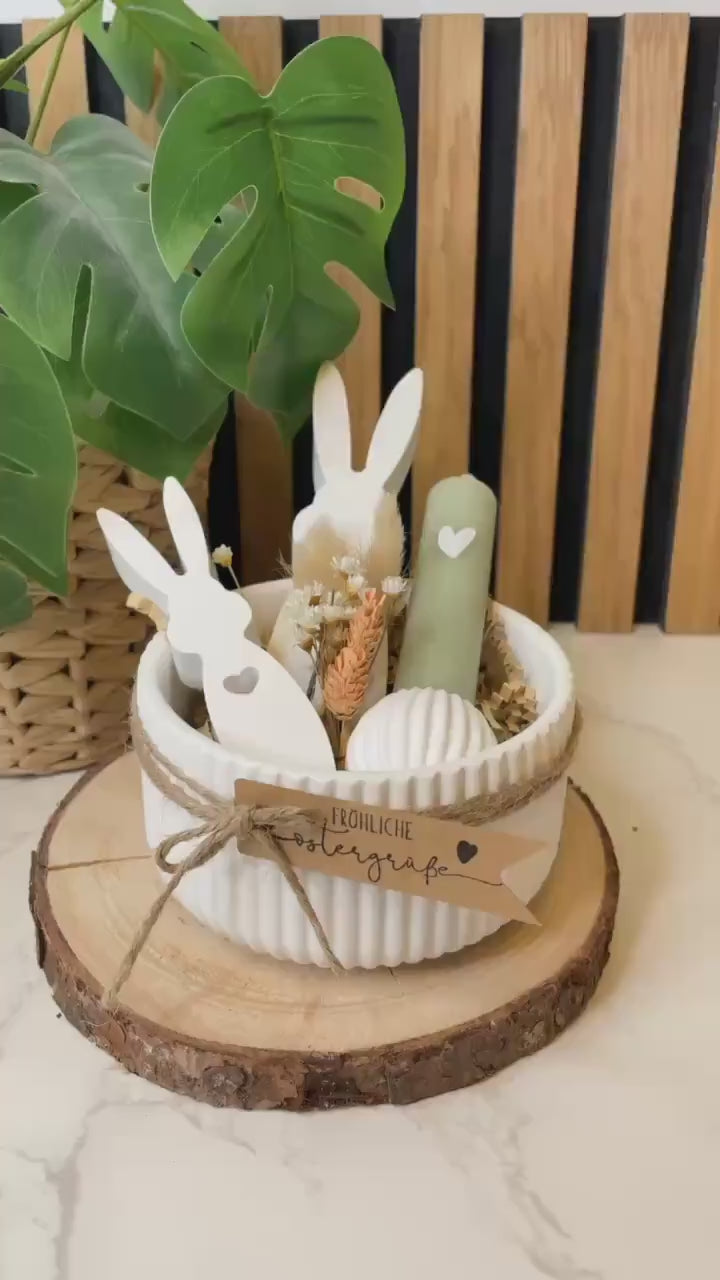 Osterschale aus Raysin – Gefüllt mit 2 Osterhäschen & Kerzenhalter mit Herzkerze | Handgemachte Osterdeko / Ostergeschenk / Osterdeko