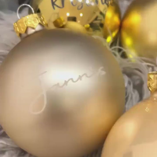 Personalisierte Christbaumkugeln, Weihnachtsgeschenk mit Name in verschiedenen Farben