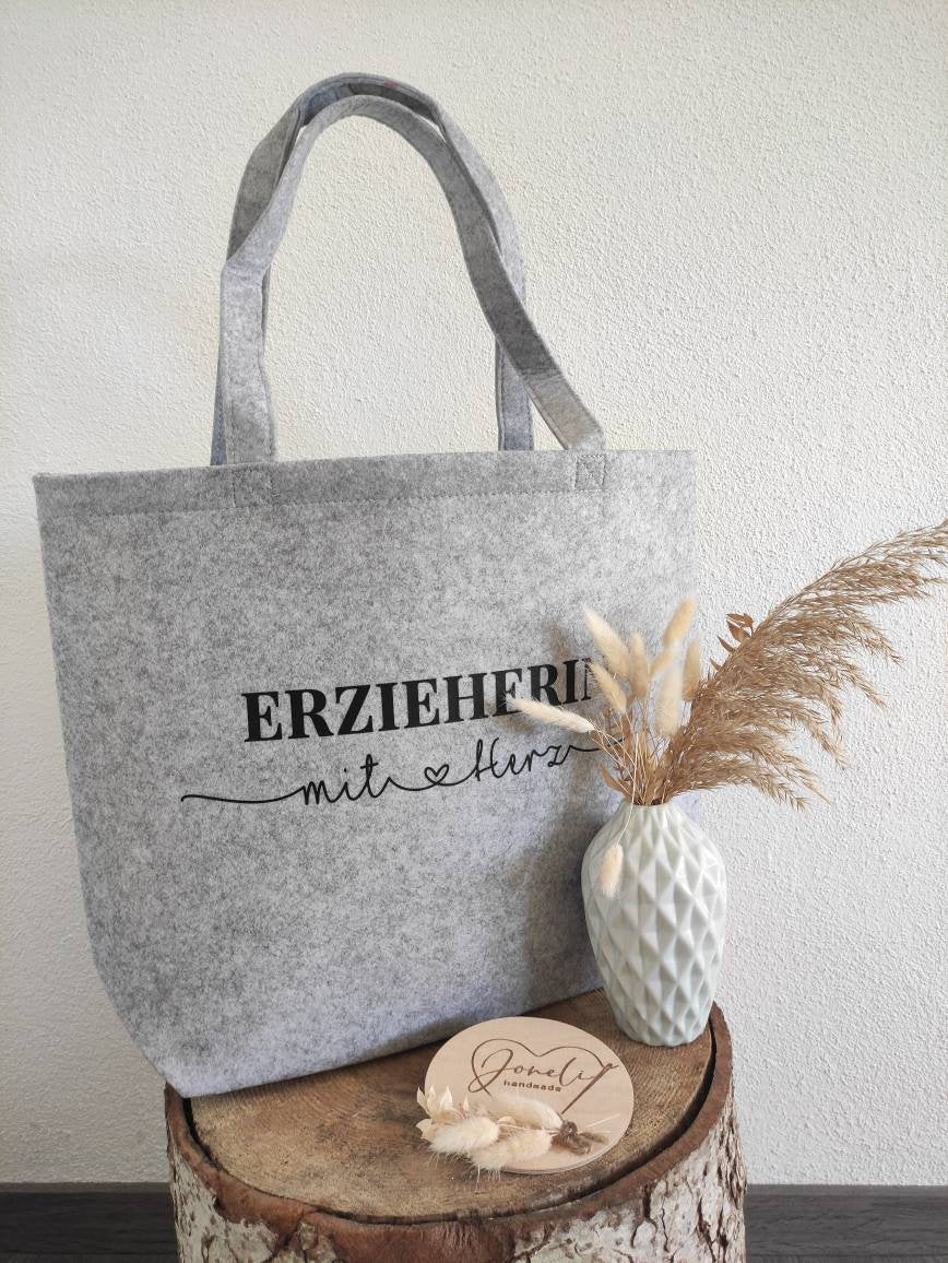 Erzieherin mit Herz untersch. Designs, Abschiedsgeschenk, Dankeschön / verschiedene Taschenmodelle