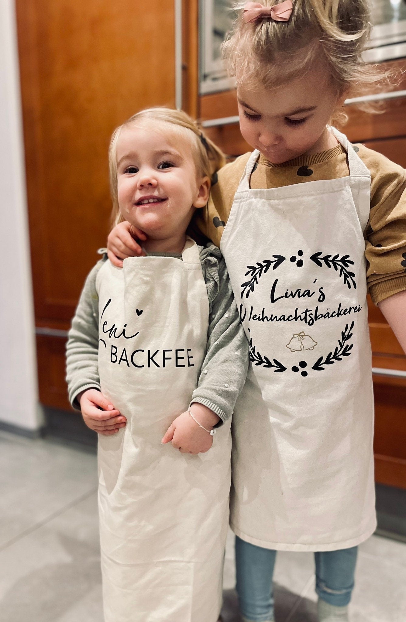 Personalisierte Schürze für Kinder mit deinem Wunschausdruck neutral oder für sie Weihnachtszeit