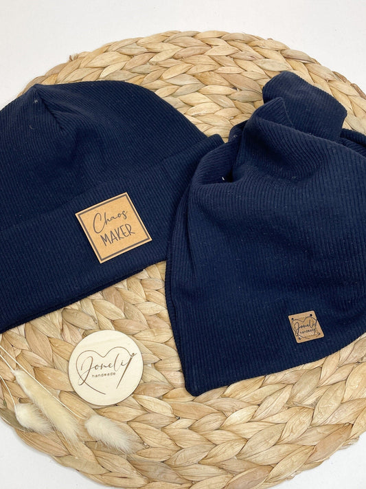 Hipster Beanie / Mütze/ Dreieckstuch/ Navy blau/ mit Liebe genähte und personalisierte Hipster Beanie für Kinder mit Regenbogen Patch